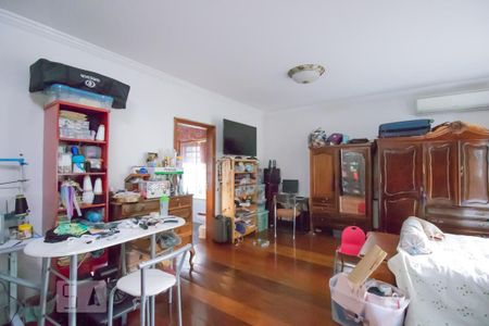 Casa à venda com 600m², 8 quartos e 4 vagasQuarto Suíte 3