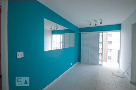 Sala de Apartamento com 2 quartos, 52m² Vila Campestre