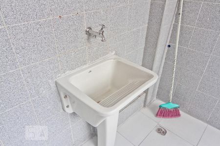 Apartamento à venda com 60m², 2 quartos e sem vagaÁrea de Serviço
