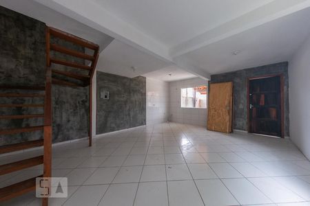 Sala e cozinha de CasaCondominio com 3 quartos, 90m² Santa Cândida