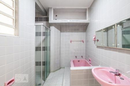 Banheiro da Suíte de apartamento para alugar com 3 quartos, 189m² em Centro, Santo André