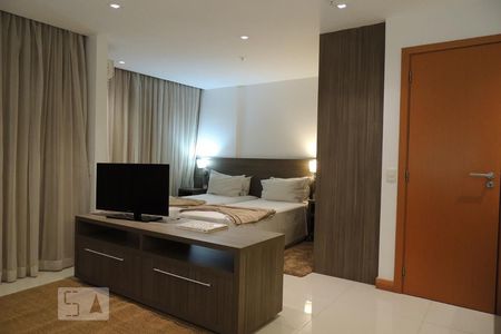 Sala/Quarto de apartamento à venda com 1 quarto, 46m² em Jacarepaguá, Rio de Janeiro
