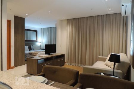 Sala/Quarto de apartamento para alugar com 1 quarto, 46m² em Jacarepaguá, Rio de Janeiro