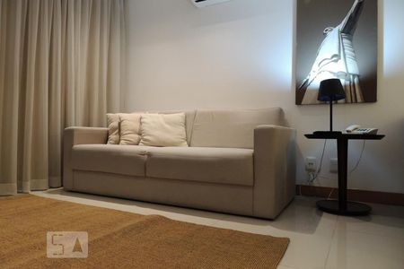 Apartamento à venda com 46m², 1 quarto e 1 vagaSala 