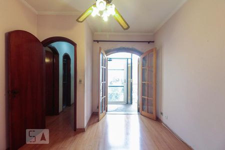 Casa à venda com 325m², 3 quartos e 2 vagas Casa à venda com 325m², 3 quartos e 2 vagasQuarto 2