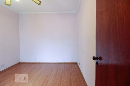 Casa à venda com 325m², 3 quartos e 2 vagas Casa à venda com 325m², 3 quartos e 2 vagasQuarto 2