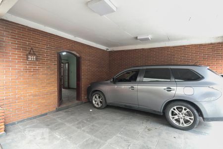 Casa à venda com 325m², 3 quartos e 2 vagas Casa à venda com 325m², 3 quartos e 2 vagasGaragem