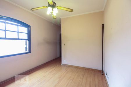 Casa à venda com 325m², 3 quartos e 2 vagas Casa à venda com 325m², 3 quartos e 2 vagasSuíte