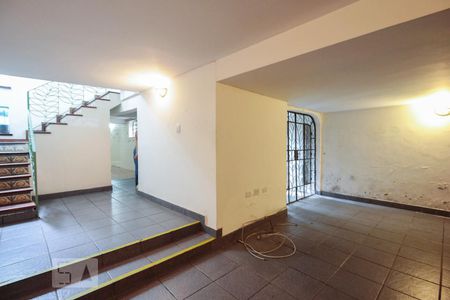 Casa à venda com 325m², 3 quartos e 2 vagas Casa à venda com 325m², 3 quartos e 2 vagasSalão de festas