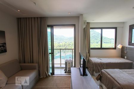 Detalhe da sala de apartamento à venda com 1 quarto, 46m² em Jacarepaguá, Rio de Janeiro