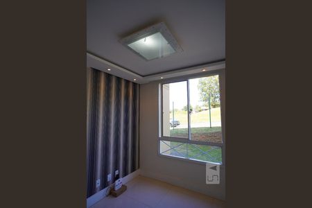 Sala de apartamento à venda com 2 quartos, 44m² em Protásio Alves, Porto Alegre