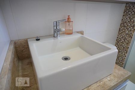 Apartamento à venda com 44m², 2 quartos e 1 vagaBanheiro 