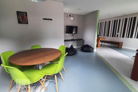 Apartamento à venda com 43m², 2 quartos e sem vagaSalao de Jogos