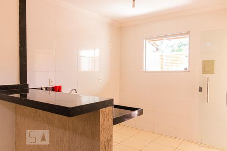 Casa de condomínio à venda com 62m², 2 quartos e 1 vagaCozinha