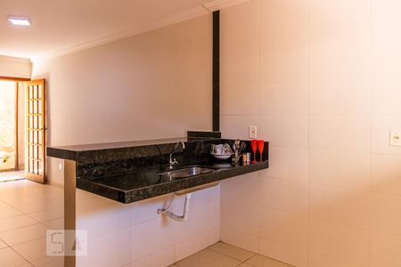 Casa de condomínio à venda com 62m², 2 quartos e 1 vagaCozinha
