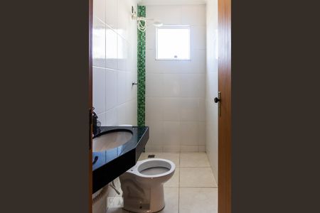 Casa de condomínio à venda com 62m², 2 quartos e 1 vagaBanheiro