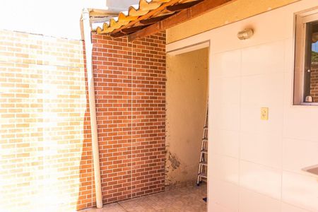 Casa de condomínio à venda com 62m², 2 quartos e 1 vagaÁrea de Serviço