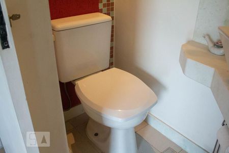 Lavabo de apartamento à venda com 1 quarto, 76m² em Santa Rosa, Niterói