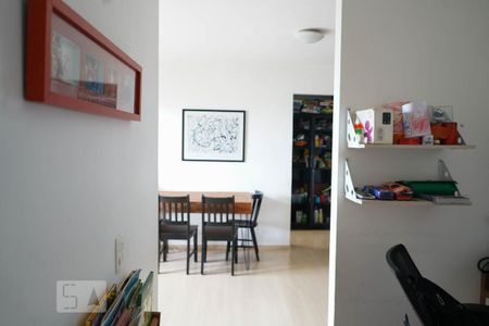 Apartamento para alugar com 75m², 2 quartos e 1 vagaCorredor