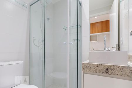 Banheiro de apartamento para alugar com 1 quarto, 16m² em Bela Vista, São Paulo
