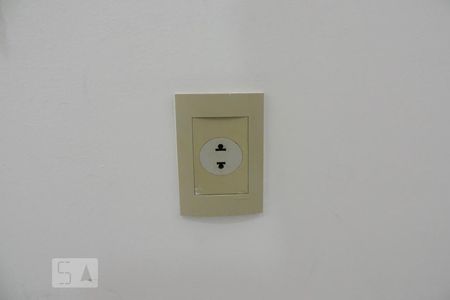 Apartamento para alugar com 64m², 2 quartos e sem vagaQuarto 2 - Tomadas