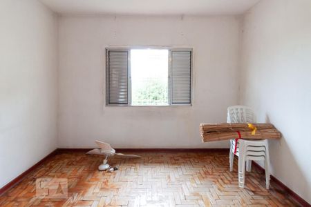 Casa à venda com 265m², 3 quartos e 4 vagasEdícula - Quarto