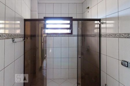 Casa à venda com 265m², 3 quartos e 4 vagasBanheiro da Suíte 1