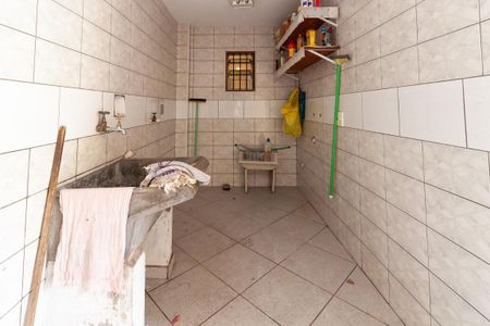 Casa à venda com 265m², 3 quartos e 4 vagasÁrea de serviço