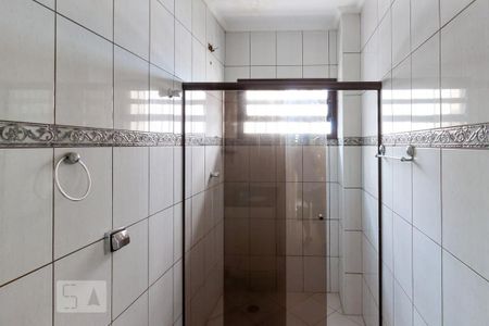 Casa à venda com 265m², 3 quartos e 4 vagasBanheiro da Suíte 2