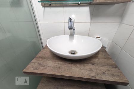Apartamento à venda com 60m², 2 quartos e 1 vaga Apartamento à venda com 60m², 2 quartos e 1 vagaBanheiro