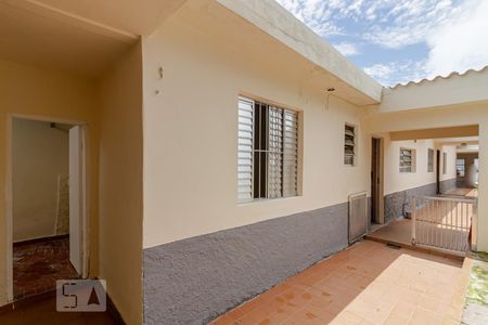 Casa para alugar com 100m², 3 quartos e 2 vagas Casa para alugar com 100m², 3 quartos e 2 vagasCorredor