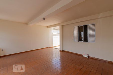 Casa para alugar com 100m², 3 quartos e 2 vagas Casa para alugar com 100m², 3 quartos e 2 vagasGaragem