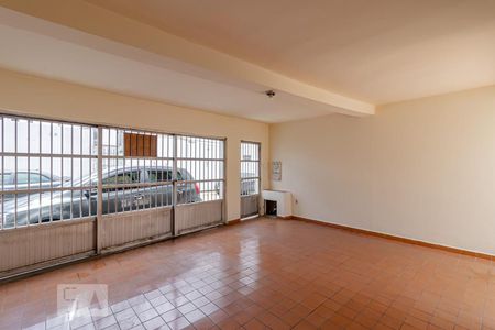 Casa para alugar com 100m², 3 quartos e 2 vagas Casa para alugar com 100m², 3 quartos e 2 vagasGaragem