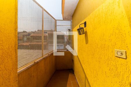 Casa à venda com 100m², 2 quartos e 2 vagas Casa à venda com 100m², 2 quartos e 2 vagasÁrea de Serviço