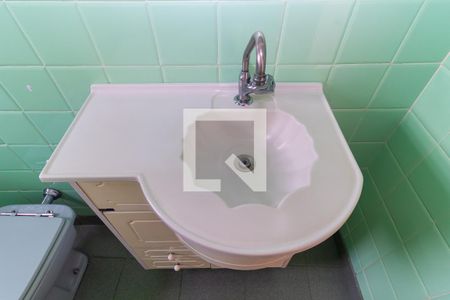 Casa à venda com 100m², 2 quartos e 2 vagas Casa à venda com 100m², 2 quartos e 2 vagasBanheiro 1