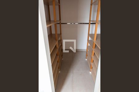 Apartamento à venda com 82m², 2 quartos e 1 vagaQuarto 2