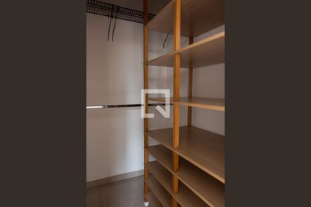 Apartamento à venda com 82m², 2 quartos e 1 vagaQuarto 2