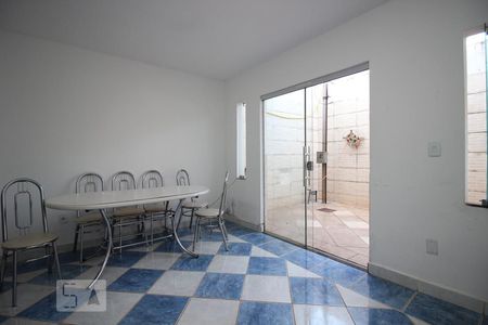 Sala de casa para alugar com 3 quartos, 94m² em Samambaia Sul, Brasília