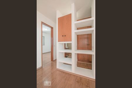 Divisória/Armário com Closet Atrás. de apartamento para alugar com 1 quarto, 58m² em Vila Congonhas, São Paulo