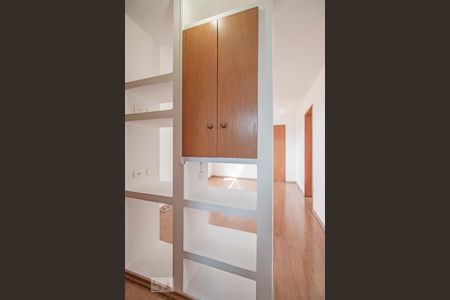 Divisória/Armário de apartamento para alugar com 1 quarto, 58m² em Vila Congonhas, São Paulo