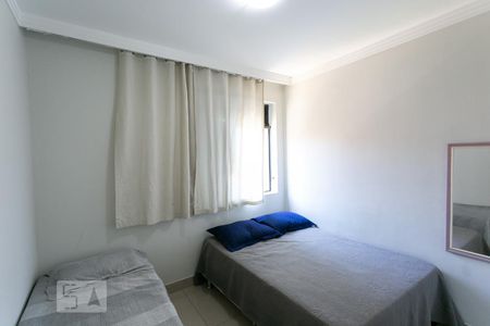 Quarto 2 de apartamento para alugar com 3 quartos, 60m² em Lagoinha, Belo Horizonte