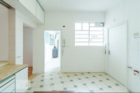 Apartamento à venda com 170m², 3 quartos e 1 vaga Apartamento à venda com 170m², 3 quartos e 1 vagaCozinha
