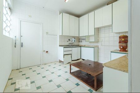 Apartamento à venda com 170m², 3 quartos e 1 vaga Apartamento à venda com 170m², 3 quartos e 1 vagaCozinha