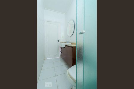 Apartamento à venda com 170m², 3 quartos e 1 vaga Apartamento à venda com 170m², 3 quartos e 1 vagaBanheiro 2