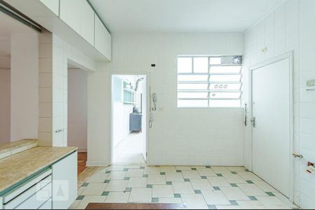 Apartamento à venda com 170m², 3 quartos e 1 vaga Apartamento à venda com 170m², 3 quartos e 1 vagaCozinha