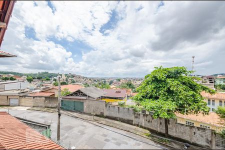 Casa à venda com 435m², 6 quartos e 4 vagas Casa à venda com 435m², 6 quartos e 4 vagasvaranda Suíte 2