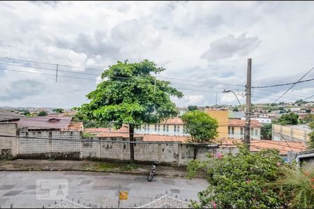 Casa à venda com 435m², 6 quartos e 4 vagas Casa à venda com 435m², 6 quartos e 4 vagasVaranda da Sala