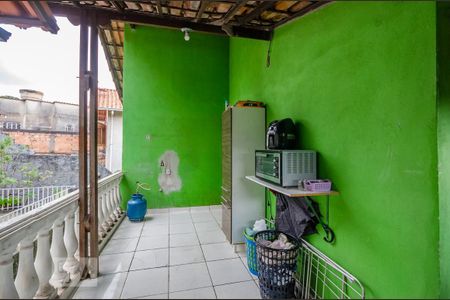 Casa à venda com 435m², 6 quartos e 4 vagas Casa à venda com 435m², 6 quartos e 4 vagasvaranda