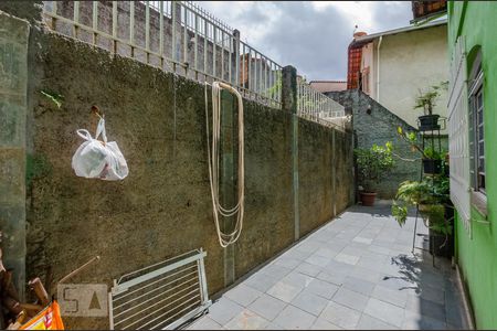 Casa à venda com 435m², 6 quartos e 4 vagas Casa à venda com 435m², 6 quartos e 4 vagasQuintal