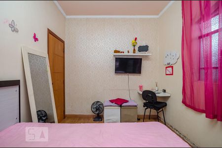 Casa à venda com 435m², 6 quartos e 4 vagas Casa à venda com 435m², 6 quartos e 4 vagasQuarto 3